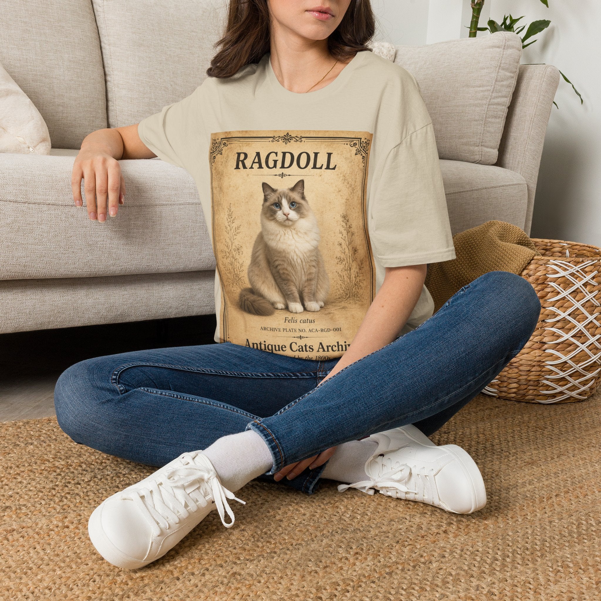 Ragdoll Cat Vintage Portrait T-Shirt