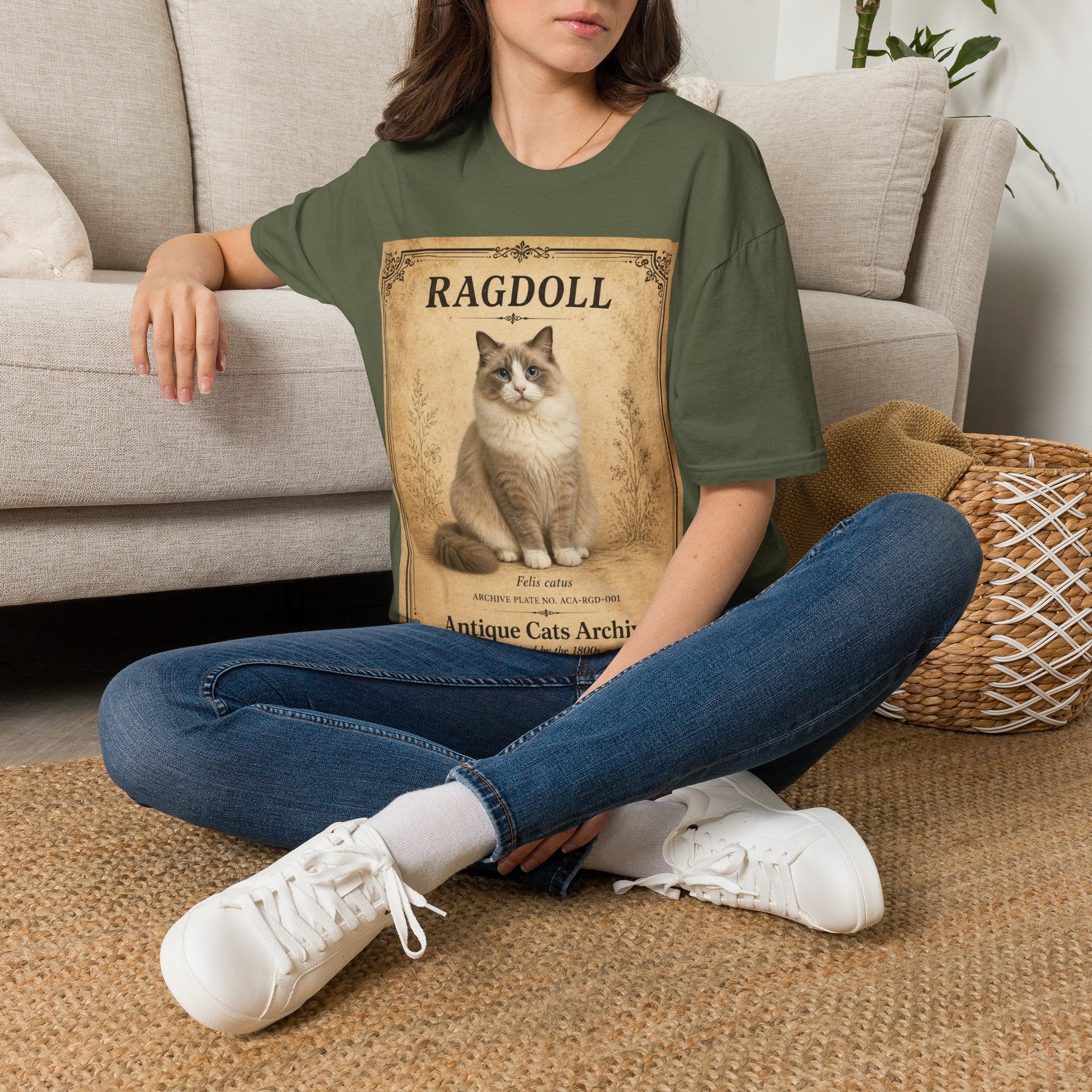 Ragdoll Cat Vintage Portrait T-Shirt